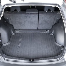 DriveDen Tailored Fitted Black Rubber Boot Liner Mat for Honda CR-V Mk.4 12-18