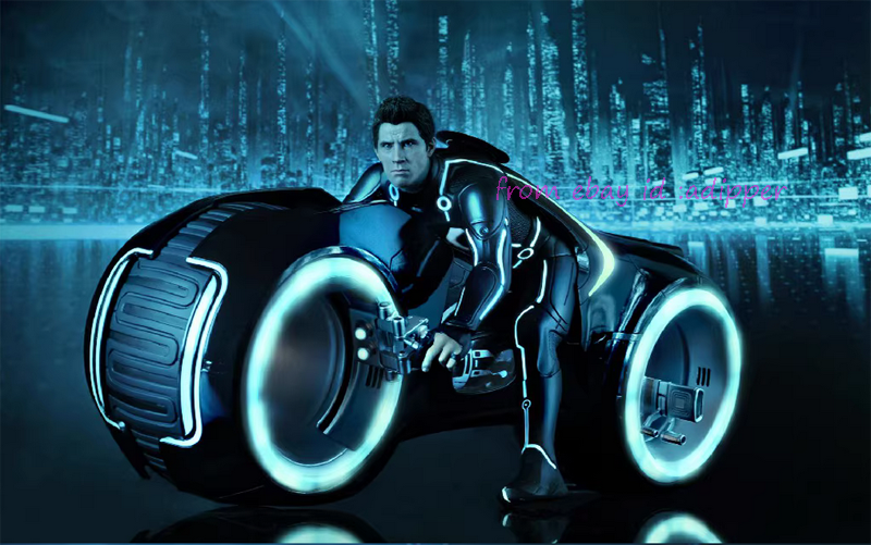 Hot Toys Mms142 1/6 Function Vehicle: Tron: Legacy Light Cycle
