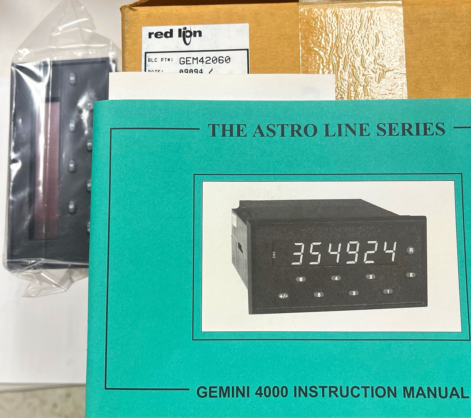 RED LION Counter, GEM42060 NEW