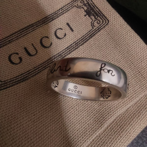 Gucci Blind for Love Ring | eBay
