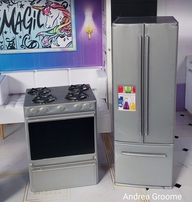 Rainbow HIgh Refrigerator & Oven Doll Accessories