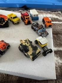 Lot of 16 Vintage Micro Machines Galoob Mixed Lot & Extra Parts