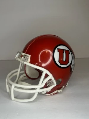 🏈 Riddell Utah Utes Mini Football Helmet – Red/White Display Collectible - Image 1 of 4