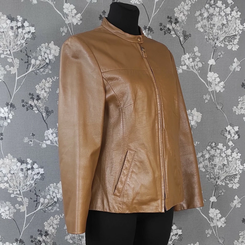 VINTAGE 90'S BETTY BARCLAY BIKER STYLE LIGHT BROWN LEATHER JACKET. GRÖSSE: ME... - Bild 3 von 4