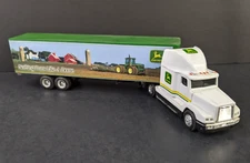 John Deere Semi Truck & Tractor Farm Freightliner 1/64 Ertl Diecast