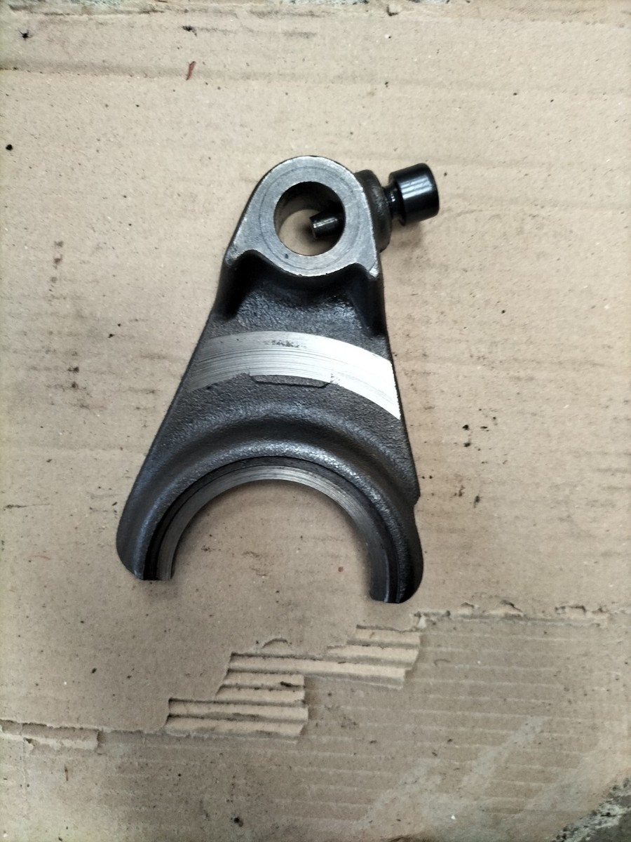 Deutz Fahr DX 6.05 TW902 Schaltgabel Zapfwelle 04367344 04367346 