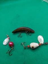 Vintage old lure mixed lure lot ready to go fishing
