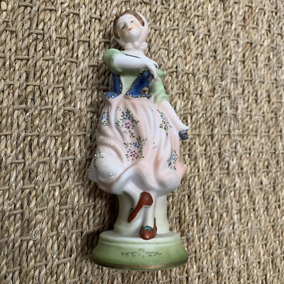 Vtg  Ardalt Woman Dancing Figurine Marked 6266B. Hand Painted. V280