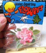 vintage 1960 kids dime store toy, Trick Squirt Flower toy, great graphics, new