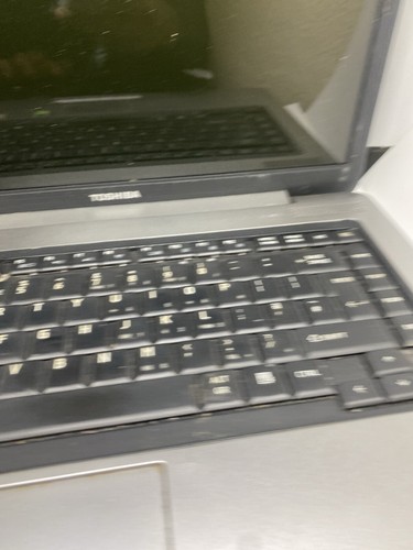 Toshiba Satellite Pro A300-2C4 15" Inch Laptop Computer Faulty Spares/Repairs - Picture 12 of 24