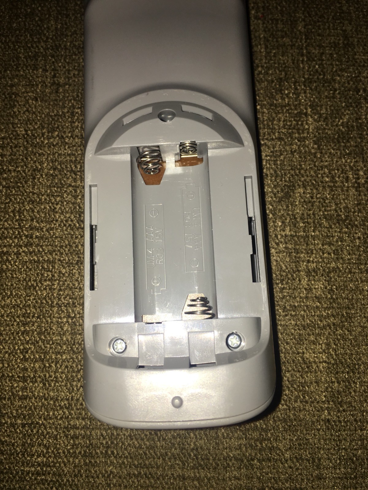 INSIGNIA RC260D TV/DVD Combo Remote / NSLTDVD32, E15319, V260b1LN1