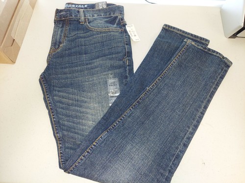 Aeropostale mens super skinny jean 30 