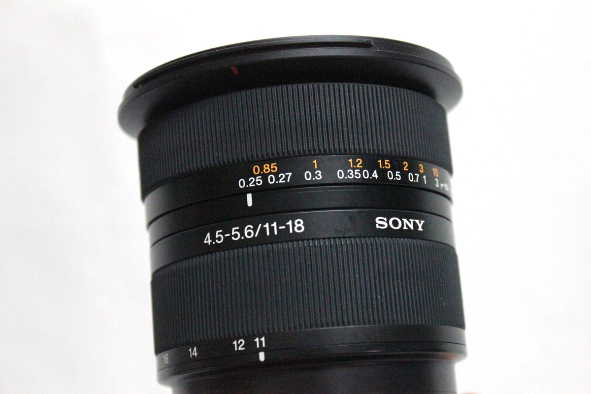 【新品未使用】SONY DT 11-18mm 1:4.5-5.6 SAL1118 Amazon.com : Sony DT 11-18mm f/4.5-5.6 Aspherical ED Super
