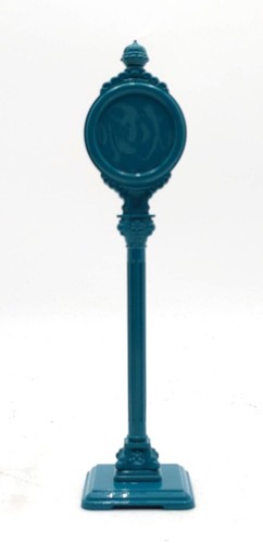 MTH 30-1072 O Gauge Operating Street Clock LN/Box - Picture 3 of 4