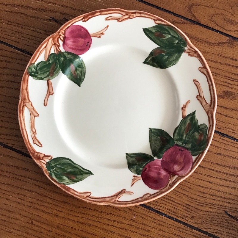 Franciscan Apple Dessert Plate One Plate Only EUC (BL2-22)