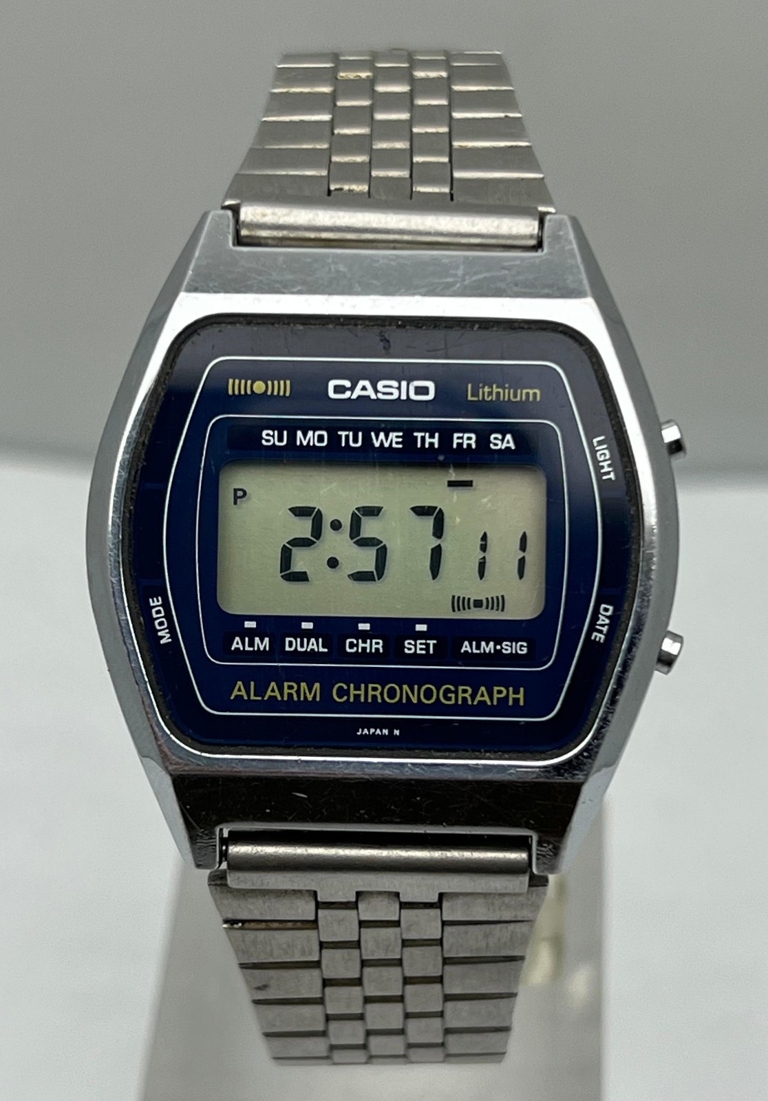 Men's Japan 160 Wristwatch Made Vintage Chrono Alarm Digital A-657 Casio - vintagewatches.pk