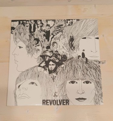 THE BEATLES VINYL LP  66 NL Reissue ''Revolver'' EX/EX Beat, Pop Rock Roll