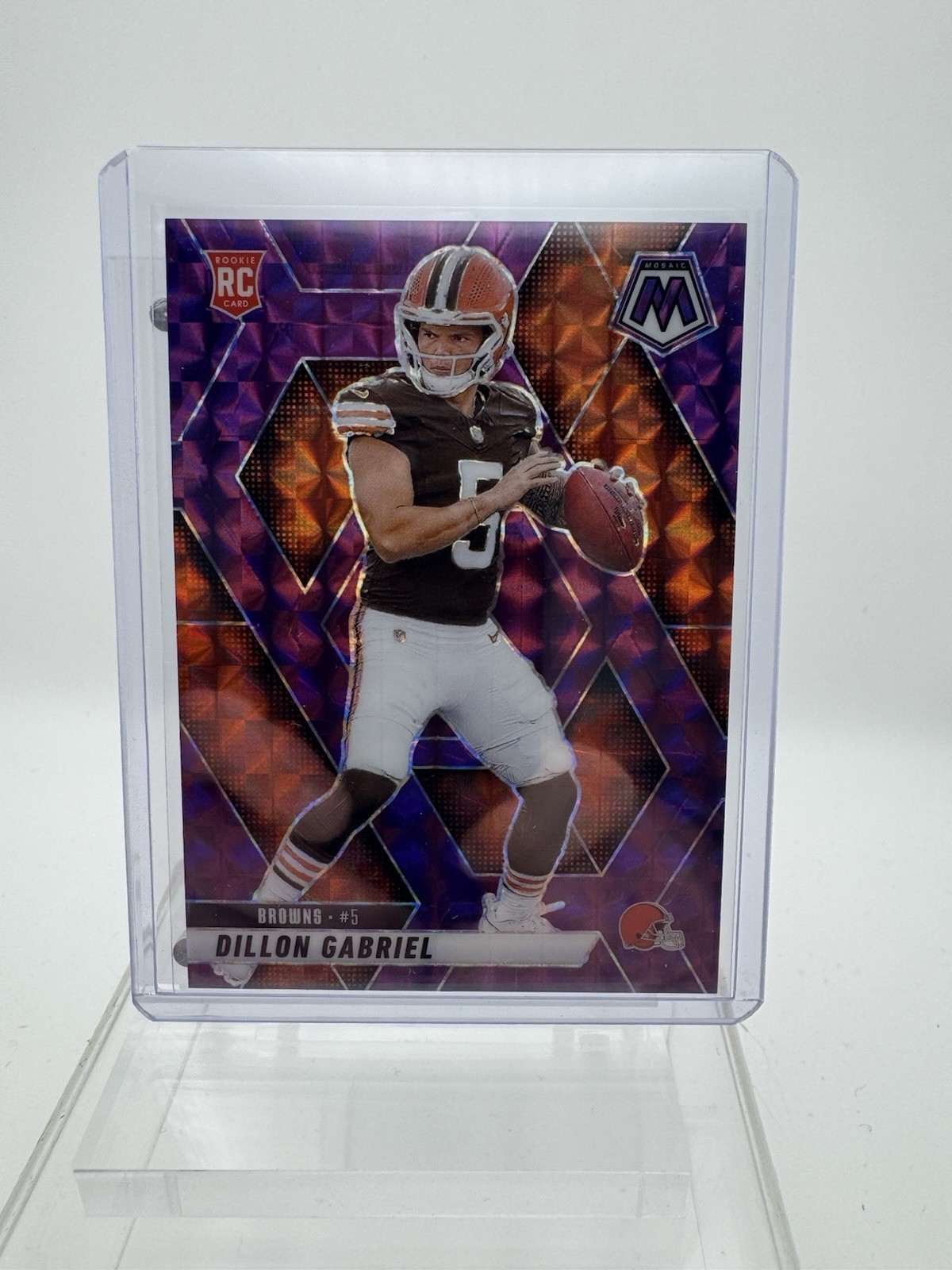 2025 Panini Mosaic - Rookies Dillon Gabriel #332 Purple Mosaic Prizm 17/49 (RC)