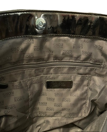 Michael Kors Metallic Leather Signature Tote MINT - Picture 6 of 7