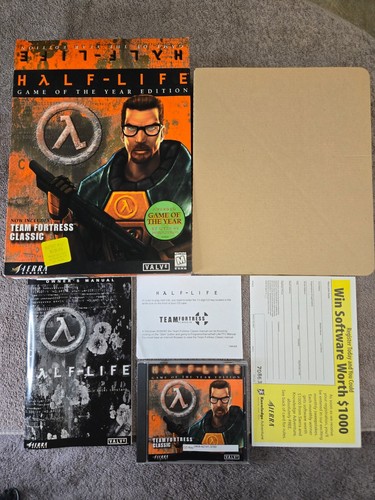 Half-Life: Game of the Year Edition (PC, 1999) Big Box w/ Manual & Reg Card GotY