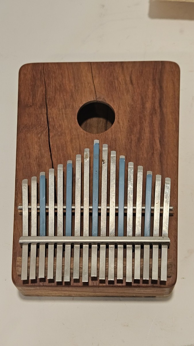 Hugh Tracey Kalimba 15 NOTE 80sデッドストック Hugh Tracey Kalimba 15 NOTE 80sデッドストック