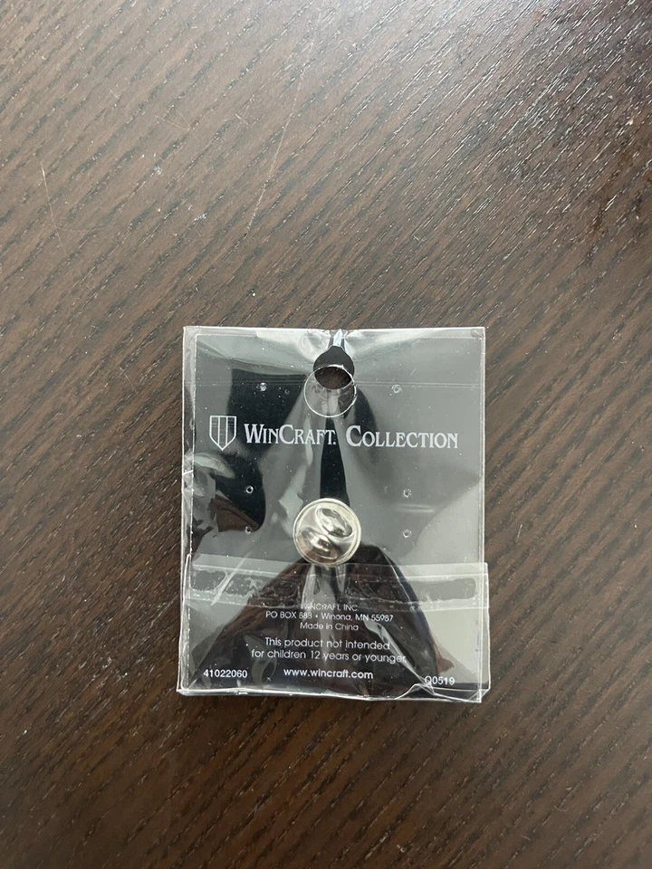 San Diego Padres Vs Philadelphia Phillies NLCS Pin "Sold out" - Image 2 of 2