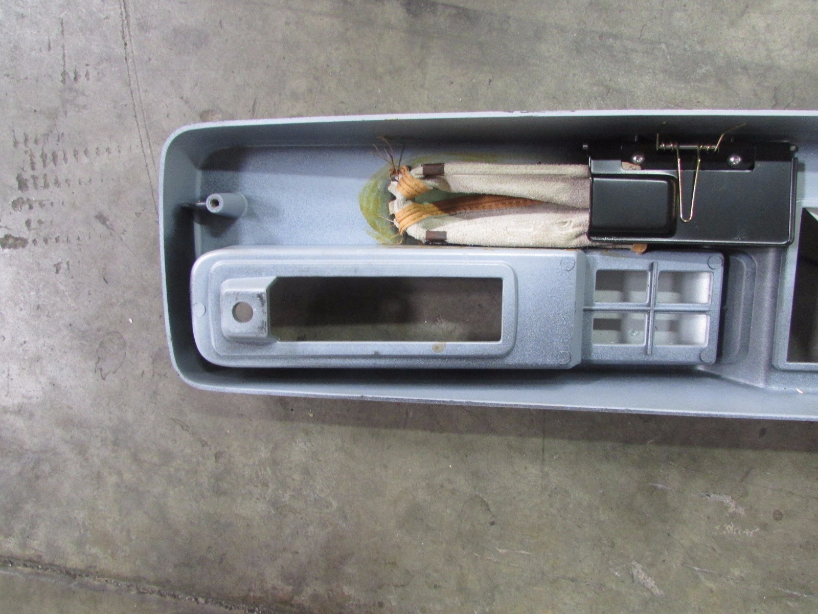 Ferrari 360, Console Front, Silver, Used P/N 66121600