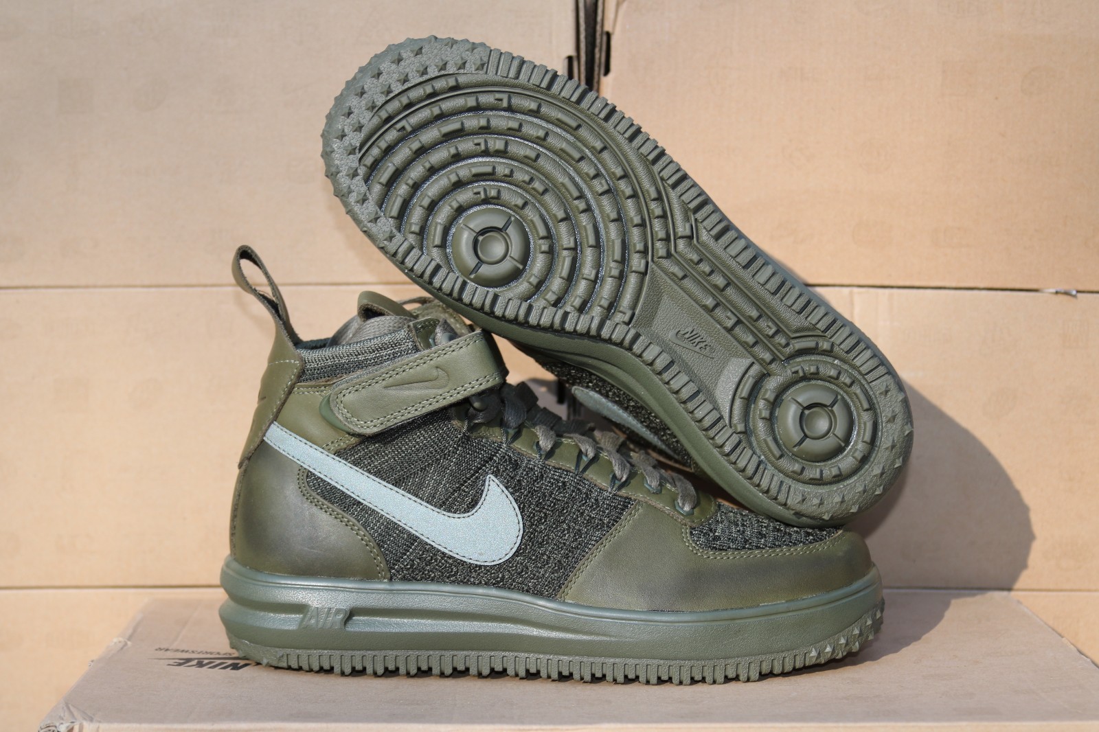 NIB- Nike Lunar Force 1 Flyknit Women's Workboot Sz 8.5 NIB- Nike Lunar Force 1 Flyknit Women's Workboot Sz 8.5