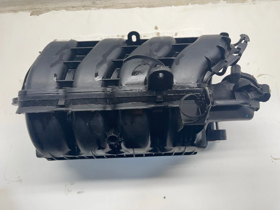 OEM INTAKE MANIFOLD FOR 2011 2012 2013 2014 2015 CHEVY VOLT 55568900 - Image 4 of 4