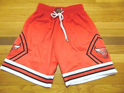 MITCHELL & NESS NBA HWC CHICAGO BULLS BLACK 97-98 OE FADE