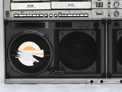 VINTAGE SHARP GF-777Z BOOMOBOX STEREO DOUBLE METAL MONSTER RADIO