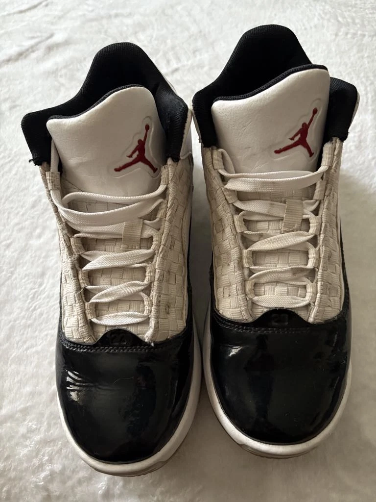 Nike Air Jordan da donna taglia 4