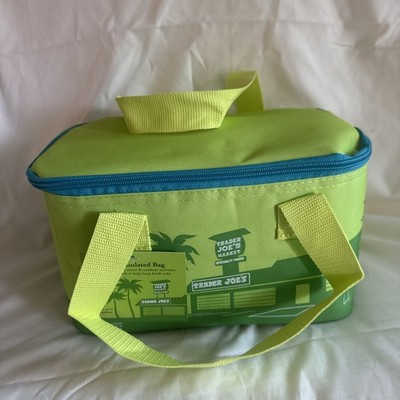 NWT Trader Joe s  Mini Insulated Tote Bag 2026 Summer  Apple Green