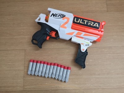 Nerf Ultra Two Dartblaster (6 Dart Trommel Magazin, plus Griff und 12 Darts)