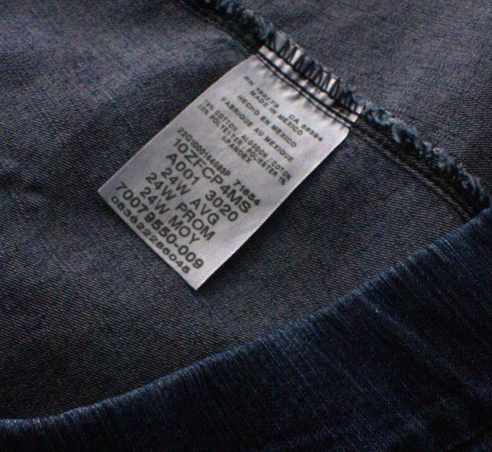 Pantalones Cortos de Jean CHIC Para Mujer 24W Denim Bermuda Azul, Cintura Elástica/Pull On Foto 3 de 3