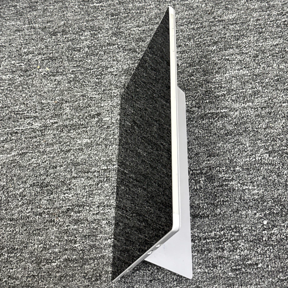 Microsoft Surface Pro 4 12.3" 512GB 16GB Intel(R) Core(TM) i7-6650U CPU @ 2.2GHz Foto 4 de 4