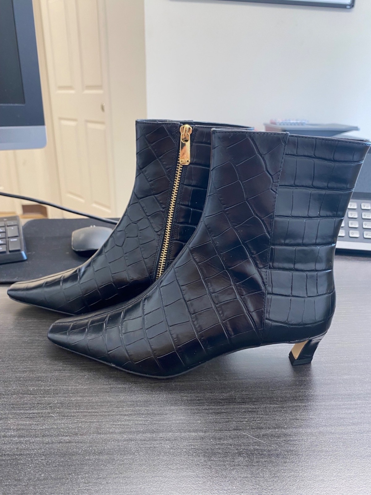 MICHAEL Michael Kors Womens Cosmo Croc Embossed Heel Boots Black Size 6 Defected