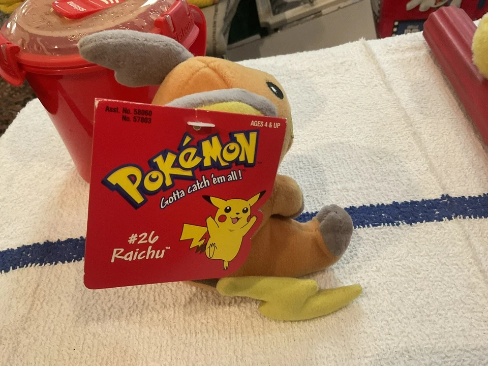 HASBRO 1999 PLUSH ONE MINT POKEMON RAICHU #26 5-1/2" - Image 3 of 4