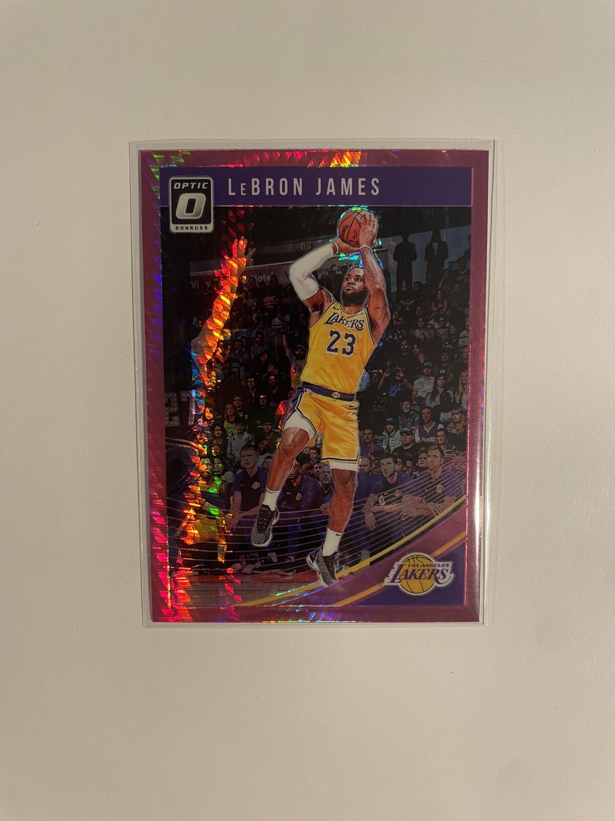 2018-19 Panini Donruss Optic LeBron James Pink Hyper Prizm #94