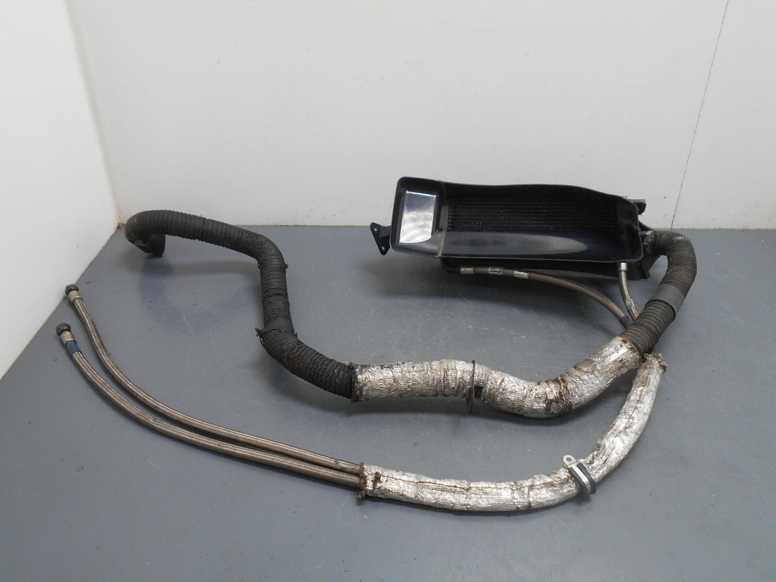 2007 06 07 08 Lamborghini Gallardo Right Oil Cooler Air Conveyor Ducts #4601 L7