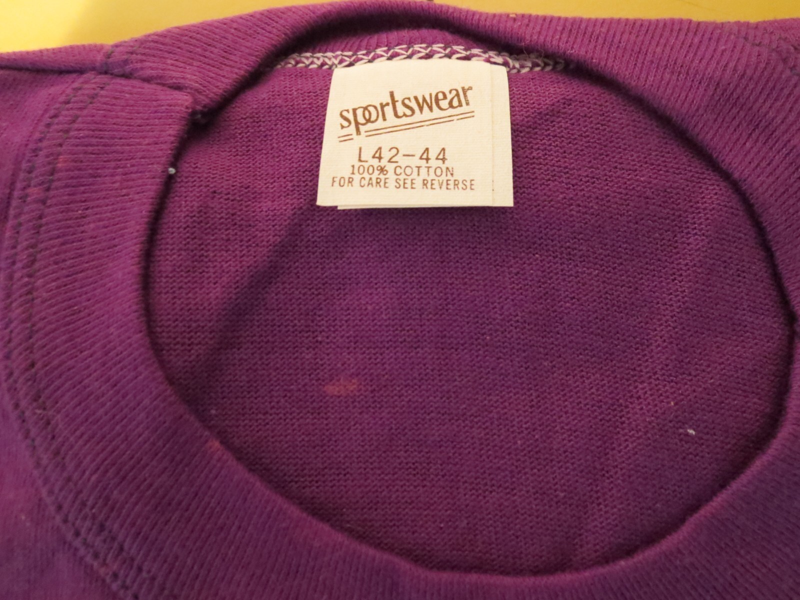 ALTRA PARAMOUNT PCTURES: Reach Your Peak (NUOVA MAGLIETTA 1979 viola GRANDE) Studio Store