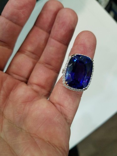 Tanzanite Stone 40.1CT in 925 Sterling Silver Ring With 2.3CT Shiny Diamond Ring - Picture 5 of 10