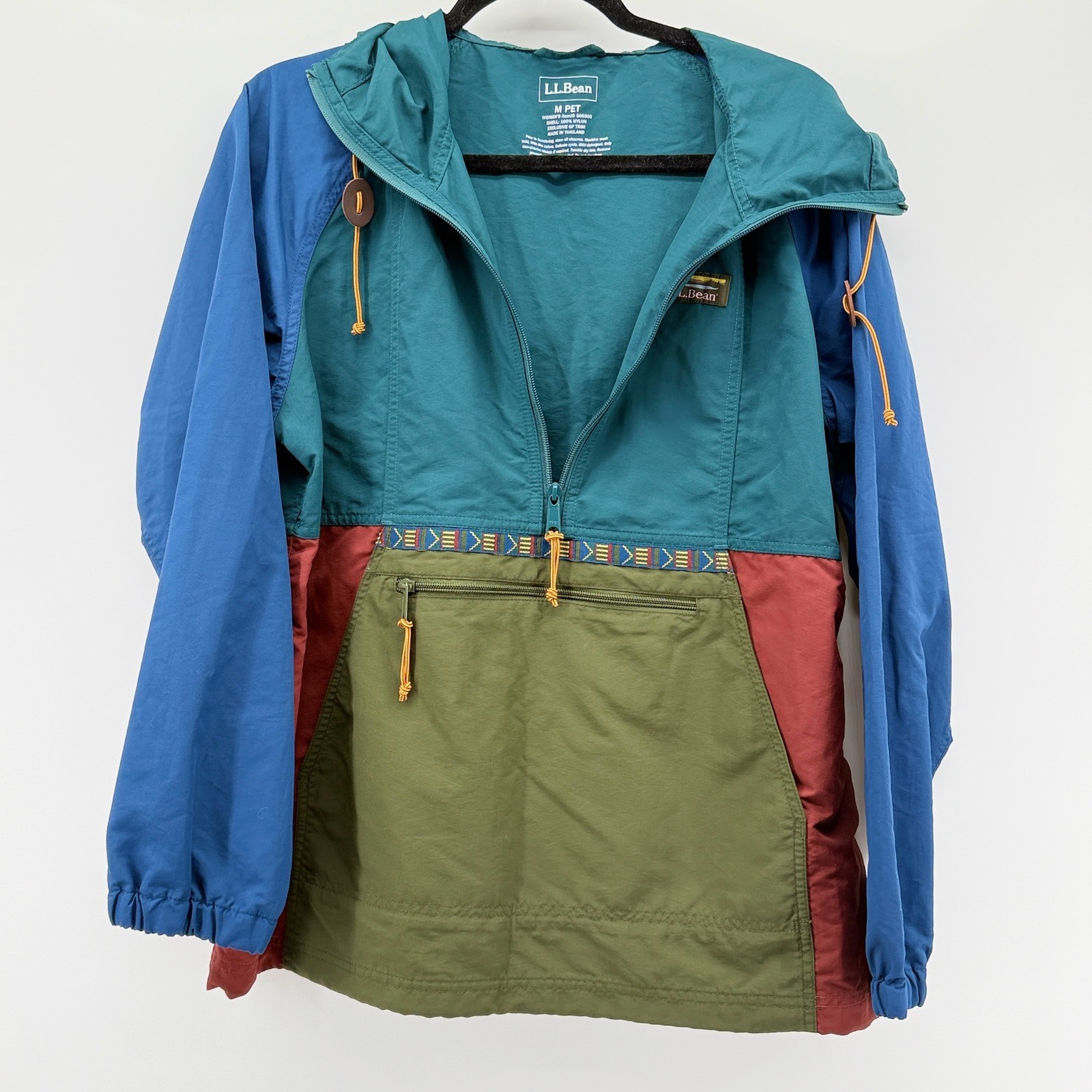 LL Bean Womens Mountain Classic Anorak Multi Colorblock Jacket Medium Petite