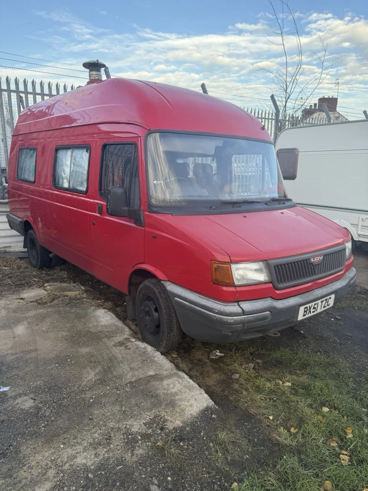 Motorhome - Image 2 of 4