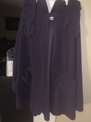 Beautiful Purple Woman s Cape with gloves one size