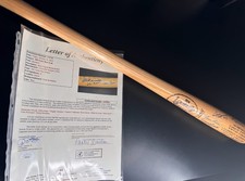 MLB 500 Home Run Club Bat Signed by  8 Players Mays, Aaron and More. JSA COA.