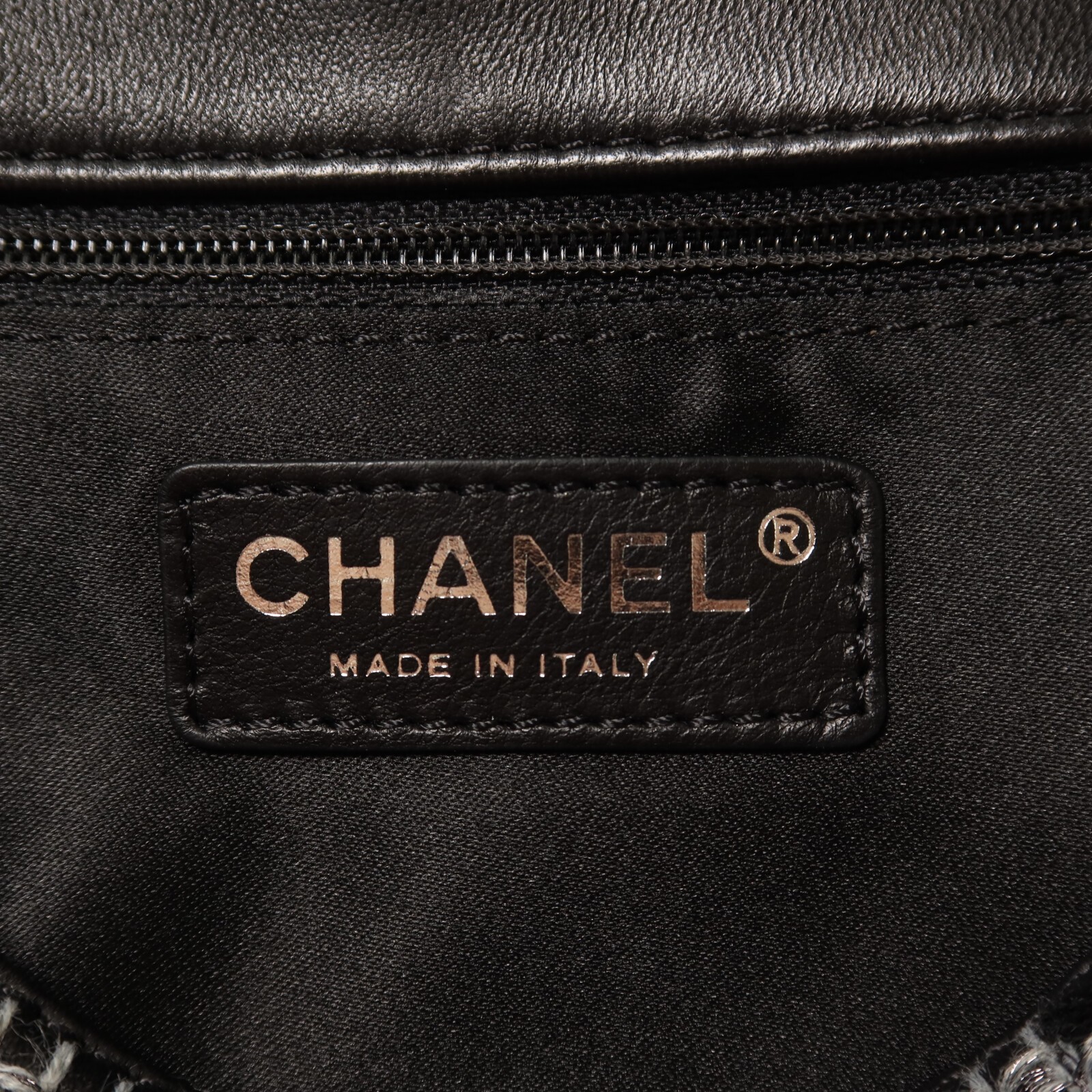 CHANEL CC SHW Medium Patchwork Chain Shoulder Bag… - image 6