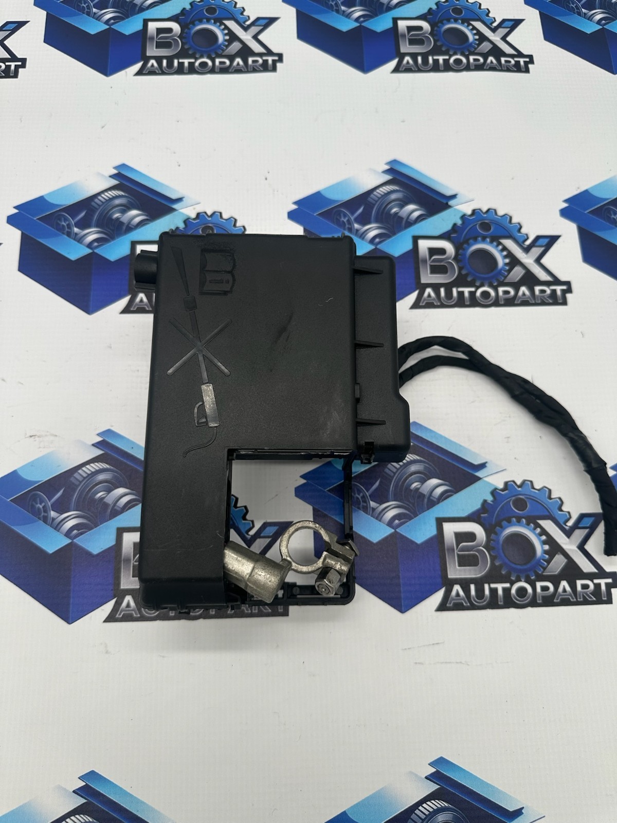 13-19 Cadillac XTS ATS Battery Positive Cable Junction Fuse Box 20914309 OEM