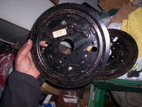 Ford Anglia 105e front drum brake back plates pair new old stock genuine ford - Picture 4 of 4