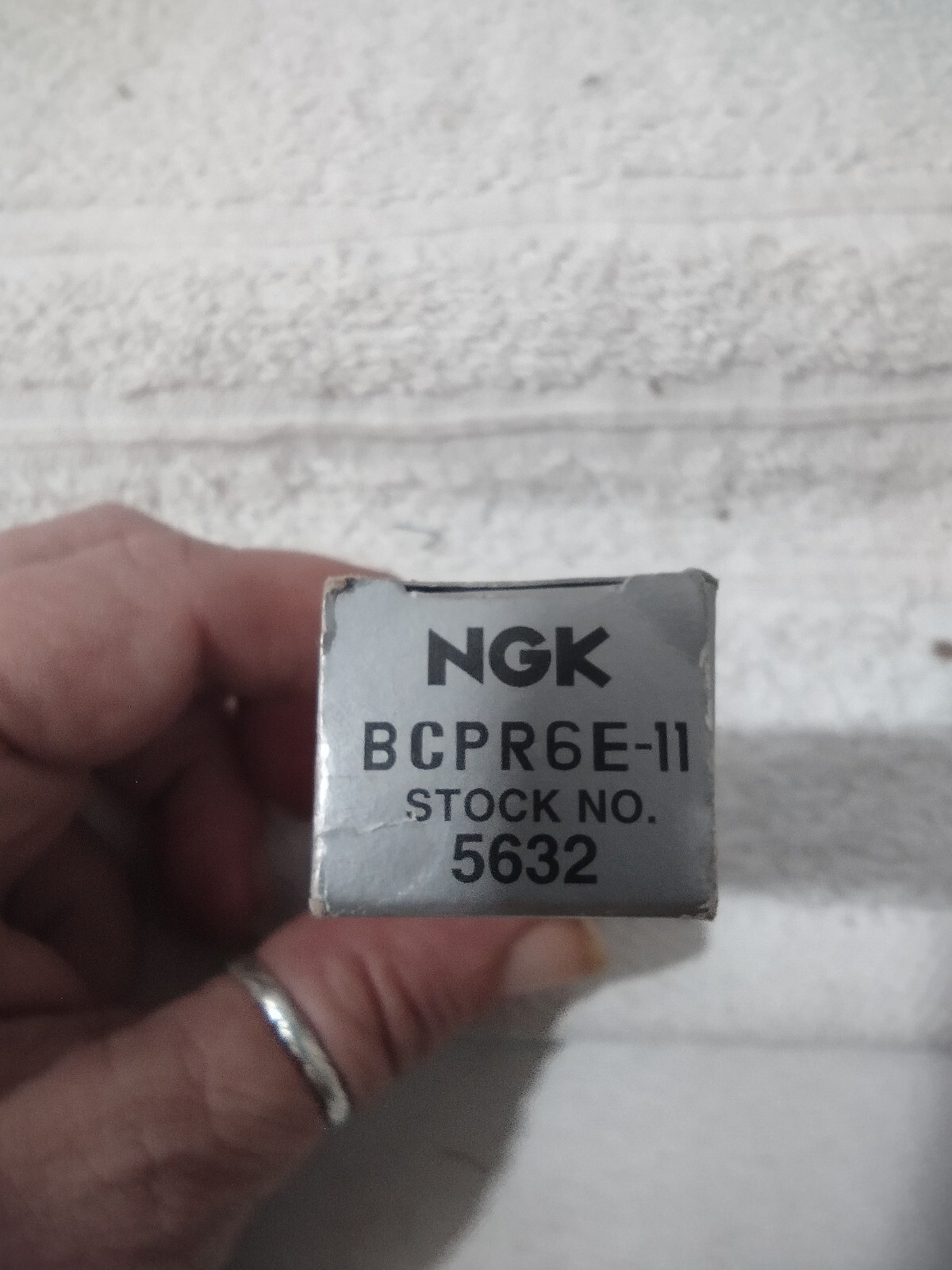 NGK/V-Power BCPR6E-11 5632 Spark Plug -1 plug